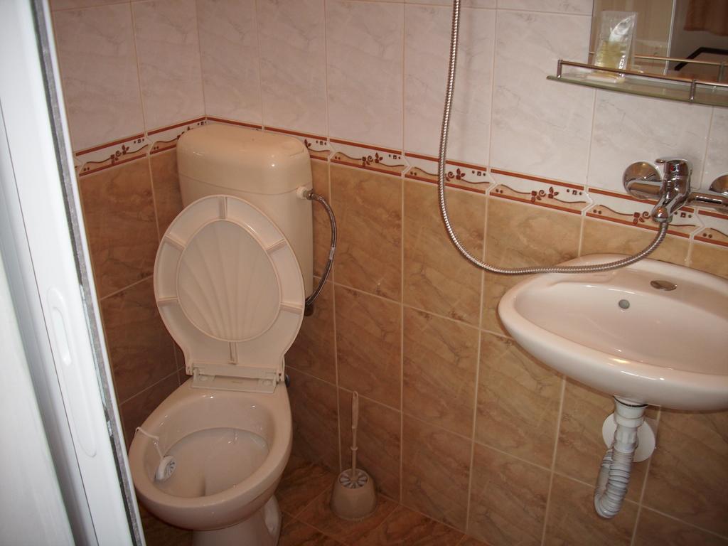 Georgievi Guest House Pomorie Exterior foto