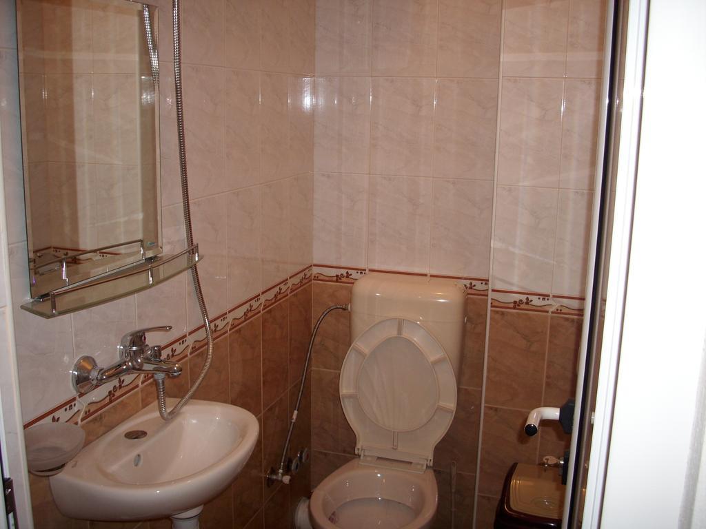 Georgievi Guest House Pomorie Exterior foto